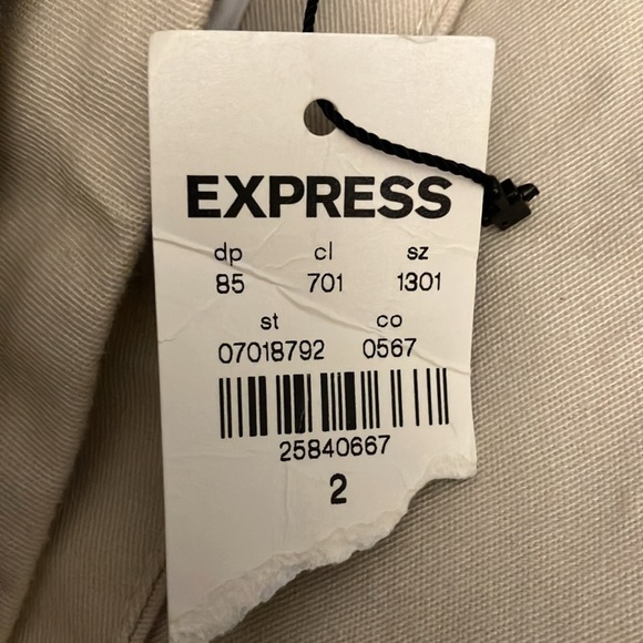 Express: Light Khaki Cropped Wide Leg High Rise Pants-98% Cotton- 2 - Picture 4 of 14